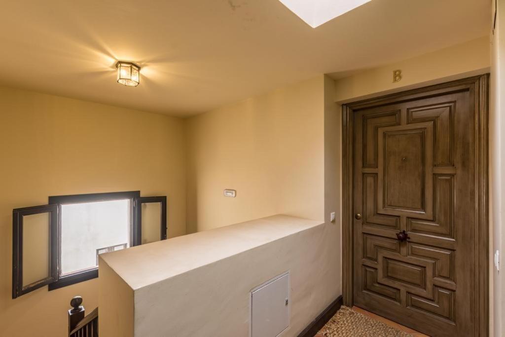 Palacio Descalzos -Atico 3B- Parking Incluido Tudela Eksteriør billede