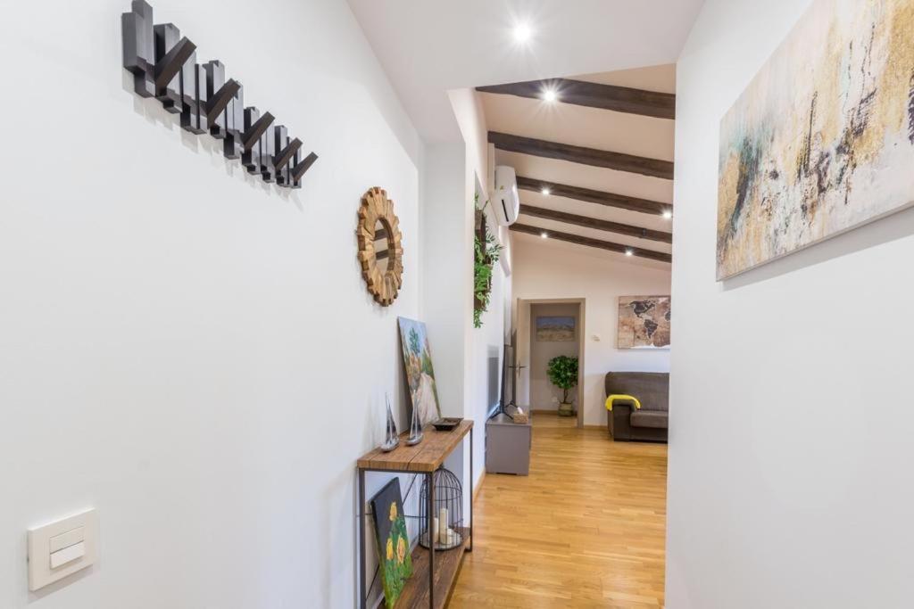 Palacio Descalzos -Atico 3B- Parking Incluido Tudela Eksteriør billede